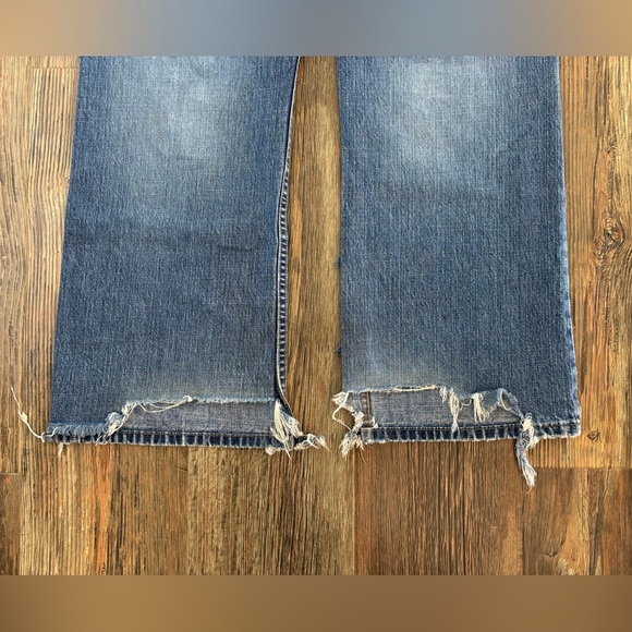 Unionbay Loose Boot Cut Jeans Mens 34x32 Blue Denim Distressed Destroyed Vtg Y2K - Picture 15 of 16